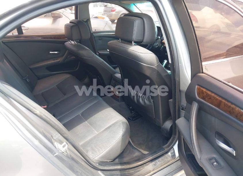 Photo 8 of 2008 Bmw 528i (VIN WBANU53588CT10855)