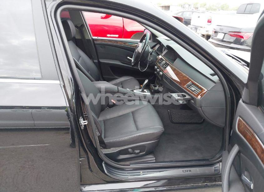 Photo 5 of 2008 Bmw 528xi (VIN WBANV13518CZ58088)