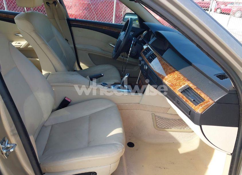 Photo 5 of 2008 Bmw 528xi (VIN WBANV135X8CZ56033)