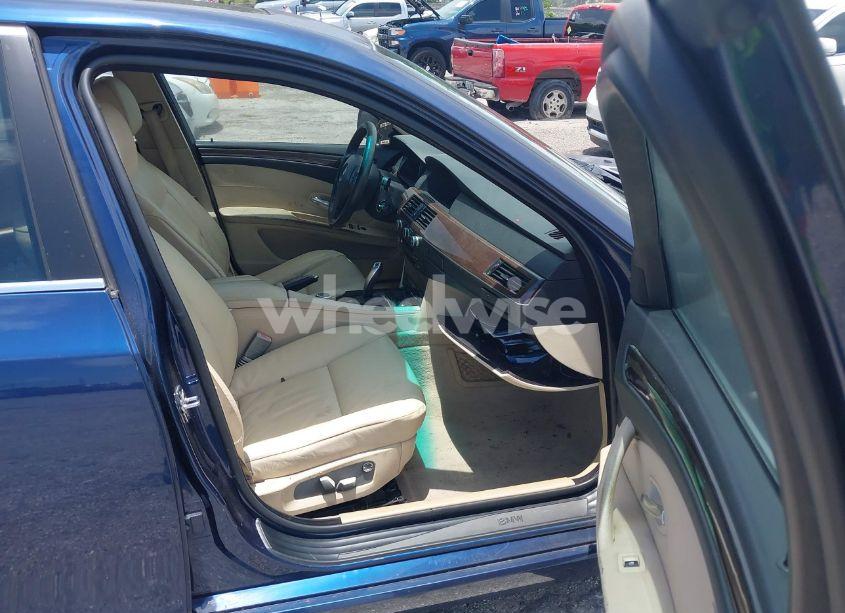Photo 5 of 2008 Bmw 535xi (VIN WBANV93568CZ70235)