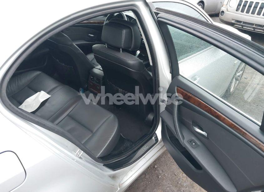 Photo 8 of 2010 Bmw 535i XDRIVE (VIN WBANV9C52AC391247)