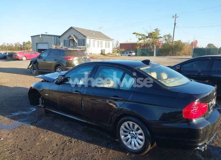 Photo 3 of 2009 Bmw 328i (VIN WBAPH57539NL80633)