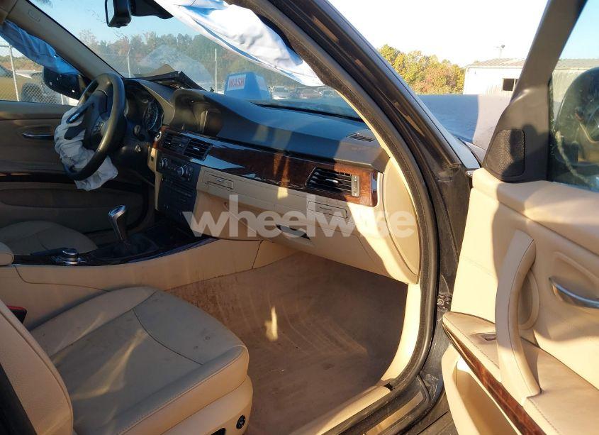 Photo 5 of 2009 Bmw 328i (VIN WBAPH57539NL80633)