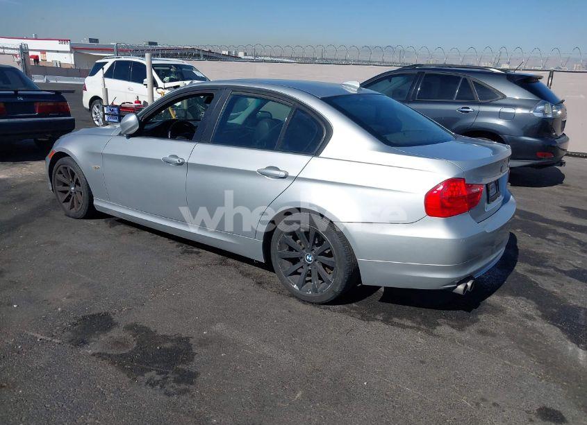 Photo 3 of 2011 Bmw 328i (VIN WBAPH5C57BA445776)