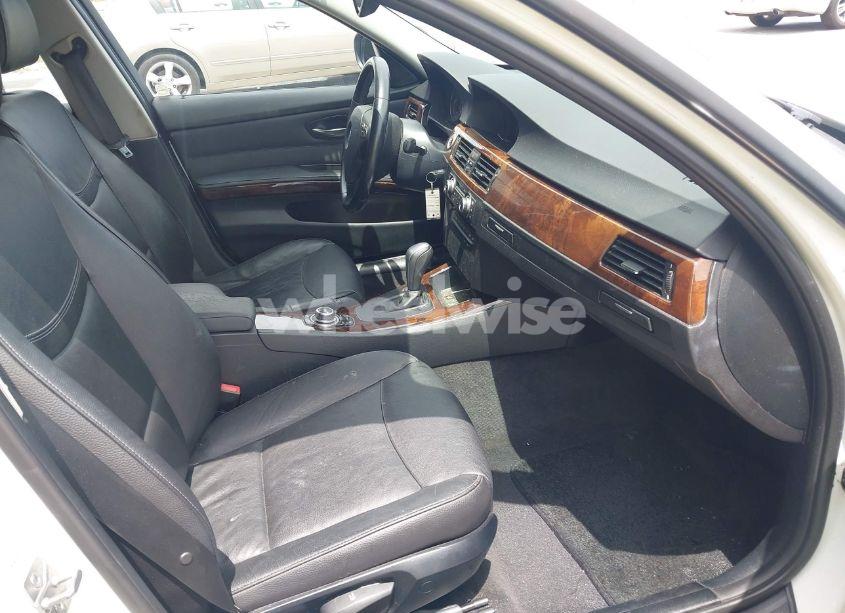 Photo 5 of 2011 Bmw 328i (VIN WBAPH5G50BNM84521)