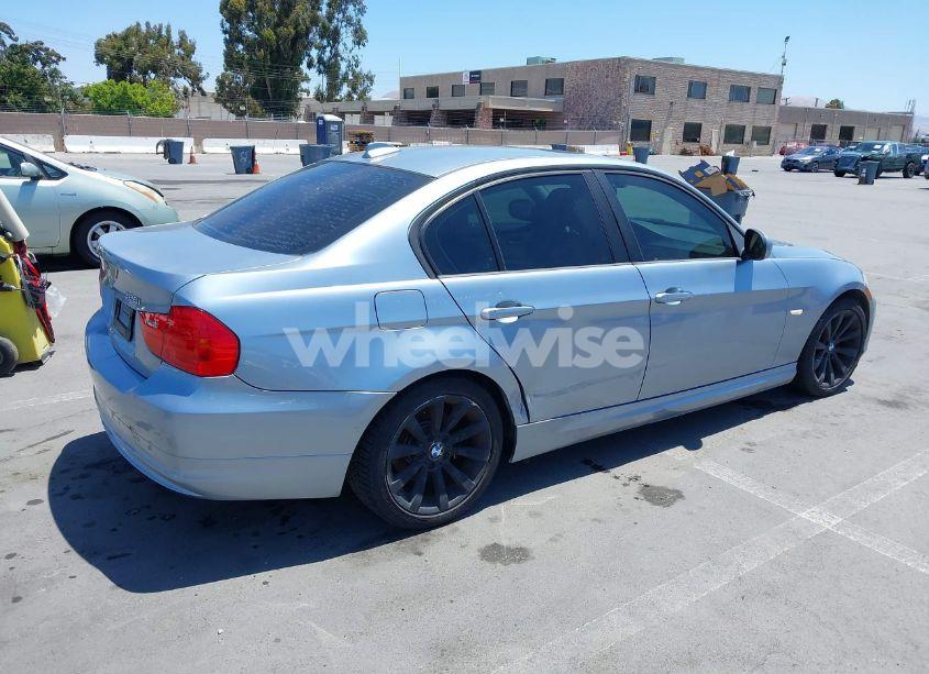 Photo 4 of 2011 Bmw 328i (VIN WBAPH5G55BNM81906)