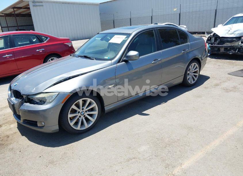 Photo 2 of 2011 Bmw 328i (VIN WBAPH5G57BNM79199)