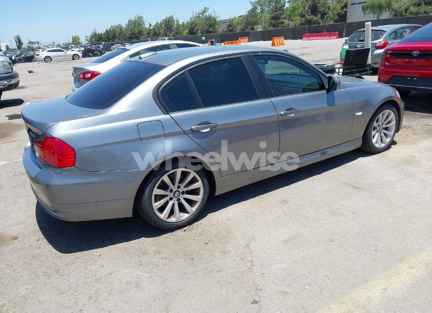 Photo 4 of 2011 Bmw 328i (VIN WBAPH5G57BNM79199)