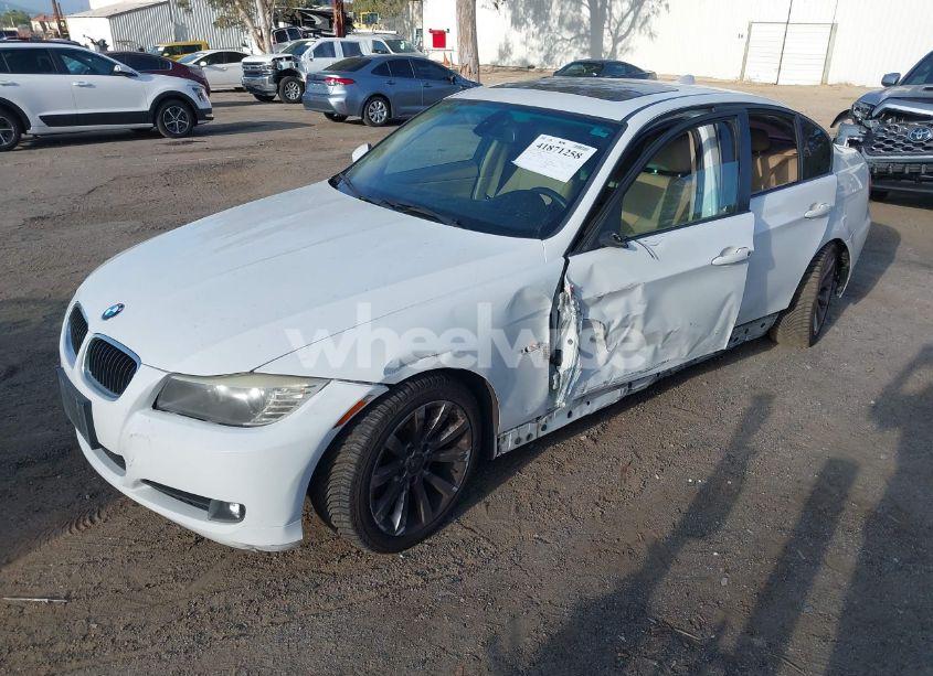 Photo 2 of 2011 Bmw 328i (VIN WBAPH5G58BNM73752)