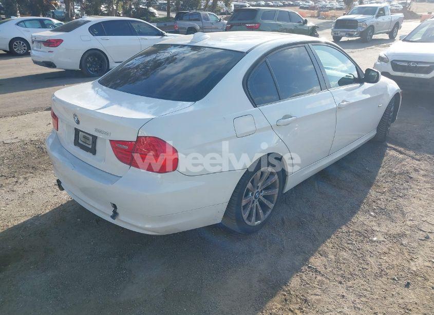 Photo 4 of 2011 Bmw 328i (VIN WBAPH5G58BNM73752)