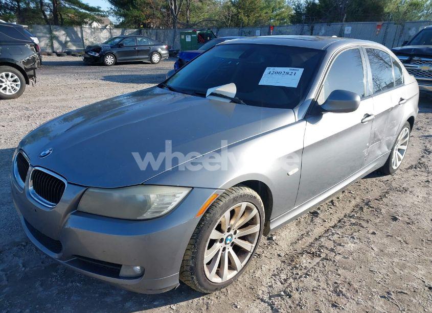 Photo 2 of 2011 Bmw 328i (VIN WBAPH5G5XBNM75907)