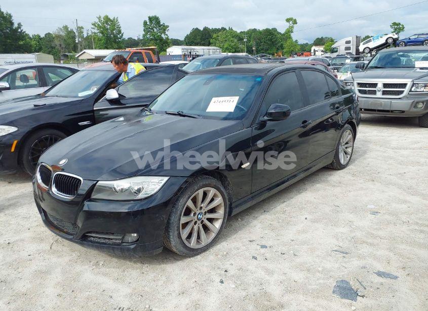 Photo 2 of 2009 Bmw 328i (VIN WBAPH775X9NM27054)