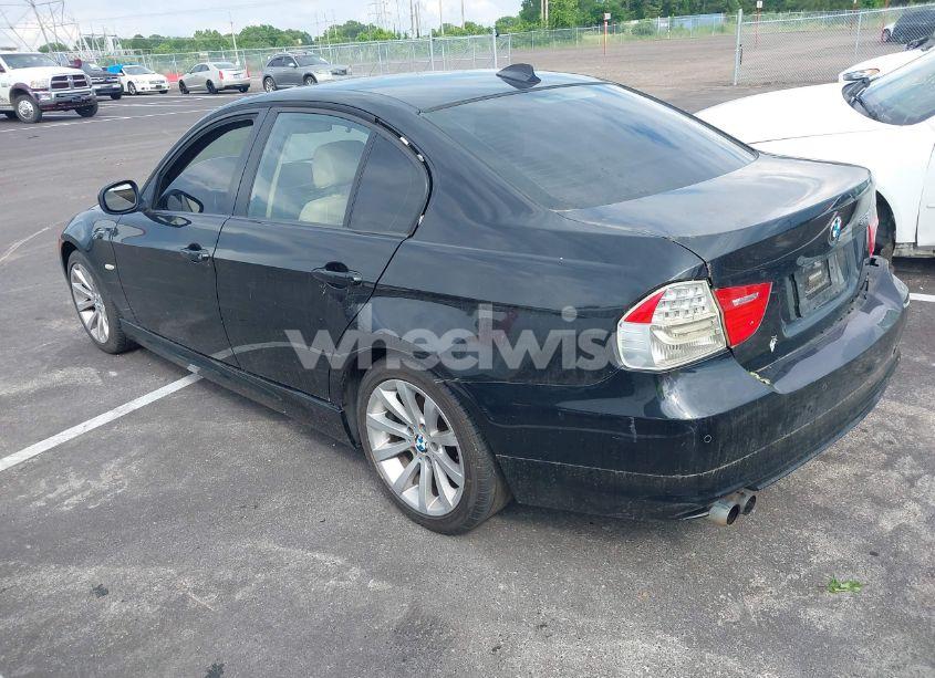 Photo 3 of 2011 Bmw 328i (VIN WBAPH7C50BE681318)