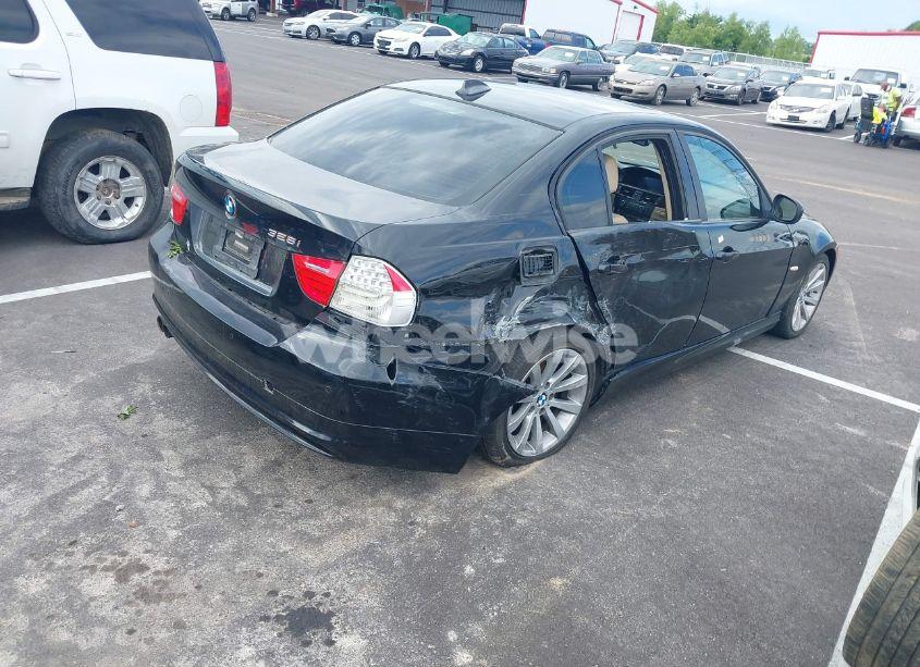 Photo 4 of 2011 Bmw 328i (VIN WBAPH7C50BE681318)