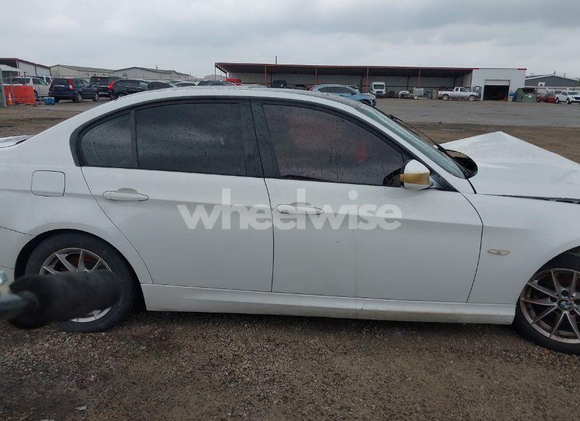 Photo 14 of 2010 Bmw 328i (VIN WBAPH7C51AA176278)