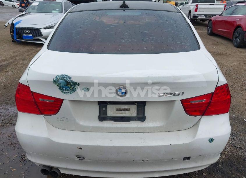 Photo 17 of 2010 Bmw 328i (VIN WBAPH7C51AA176278)