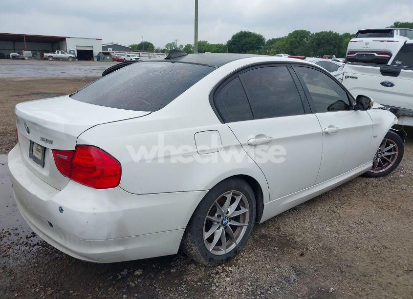 Photo 4 of 2010 Bmw 328i (VIN WBAPH7C51AA176278)