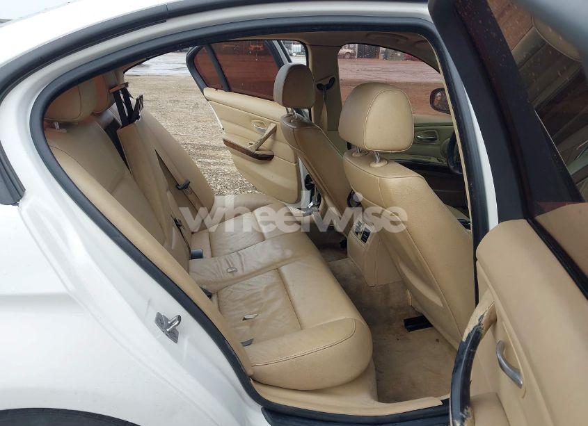 Photo 8 of 2010 Bmw 328i (VIN WBAPH7C51AA176278)