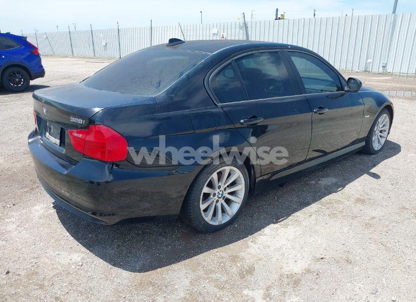 Photo 4 of 2011 Bmw 328i (VIN WBAPH7C52BE682728)
