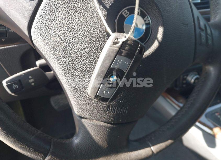 Photo 11 of 2010 Bmw 328i (VIN WBAPH7C53AA175973)