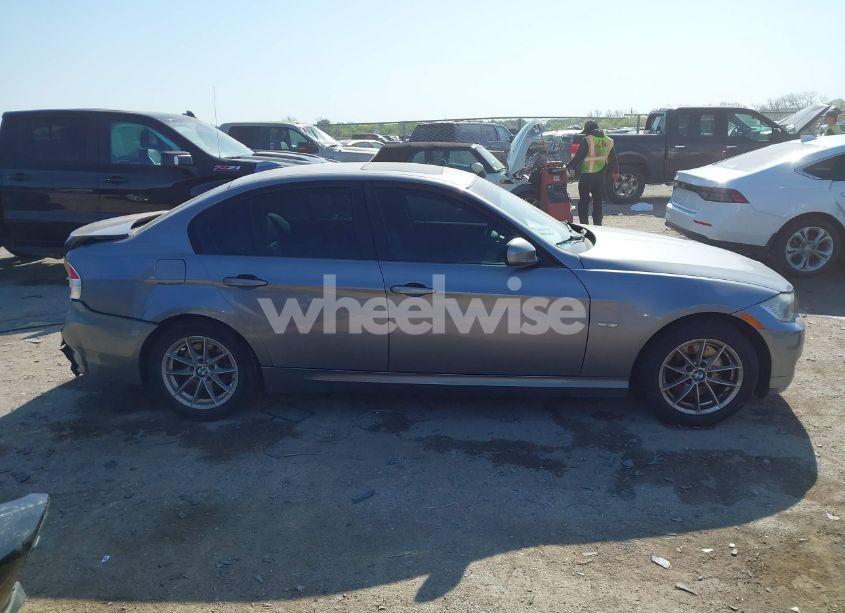 Photo 13 of 2010 Bmw 328i (VIN WBAPH7C53AA175973)