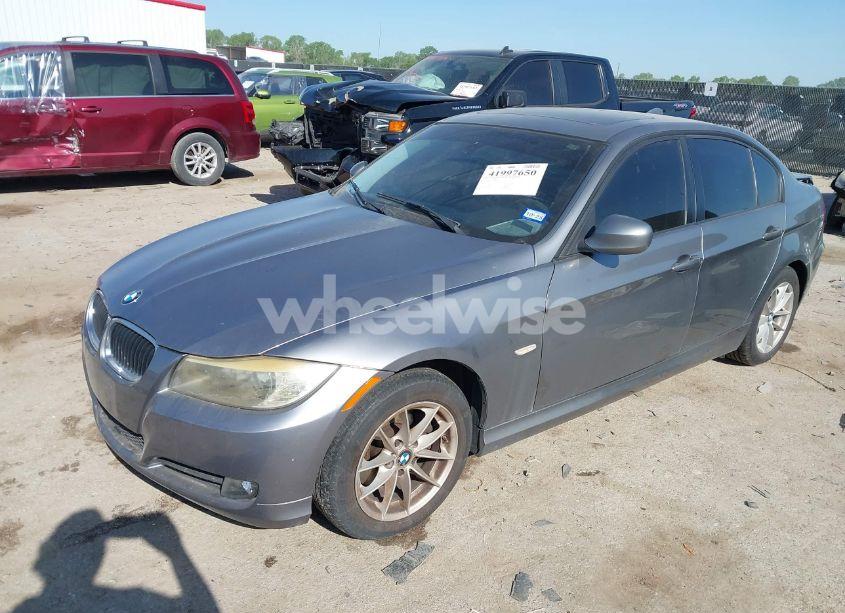 Photo 2 of 2010 Bmw 328i (VIN WBAPH7C53AA175973)