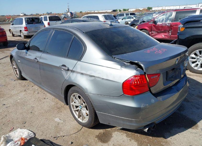 Photo 3 of 2010 Bmw 328i (VIN WBAPH7C53AA175973)