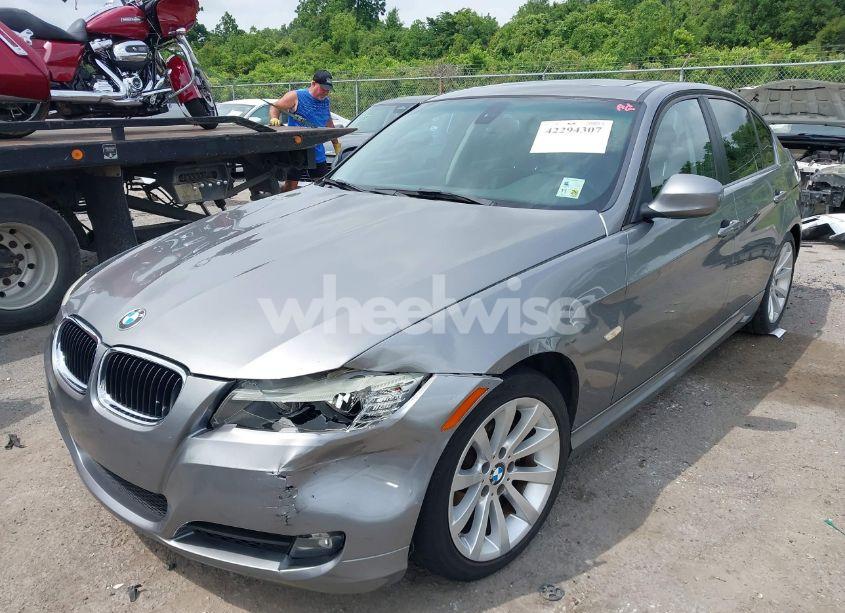 Photo 2 of 2011 Bmw 328i (VIN WBAPH7C56BE850922)