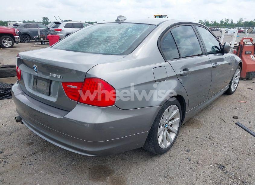 Photo 4 of 2011 Bmw 328i (VIN WBAPH7C56BE850922)
