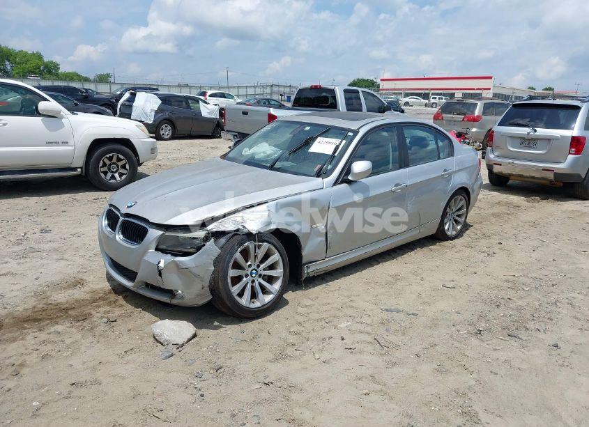 Photo 2 of 2011 Bmw 328i (VIN WBAPH7C58BE680935)