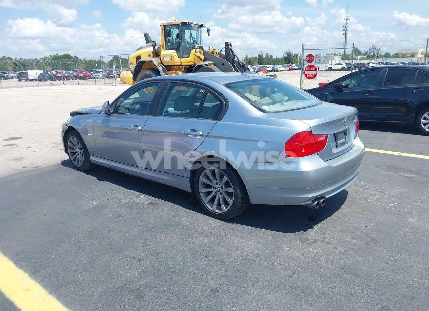 Photo 3 of 2011 Bmw 328i (VIN WBAPH7C59BE676019)
