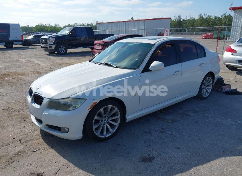 Photo 2 of 2011 Bmw 328i (VIN WBAPH7C59BE679776)