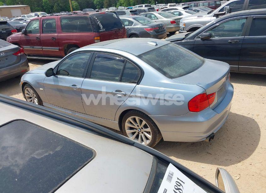 Photo 3 of 2011 Bmw 328i (VIN WBAPH7G51BNN06232)