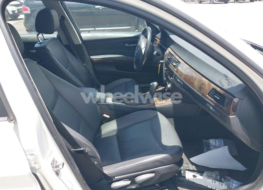 Photo 5 of 2010 Bmw 328i (VIN WBAPH7G55ANM49676)