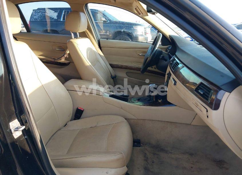 Photo 5 of 2011 Bmw 328i (VIN WBAPH7G56BNM56394)