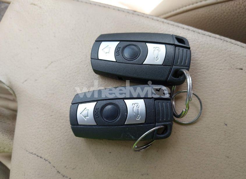 Photo 11 of 2010 Bmw 328i (VIN WBAPH7G58ANM52300)