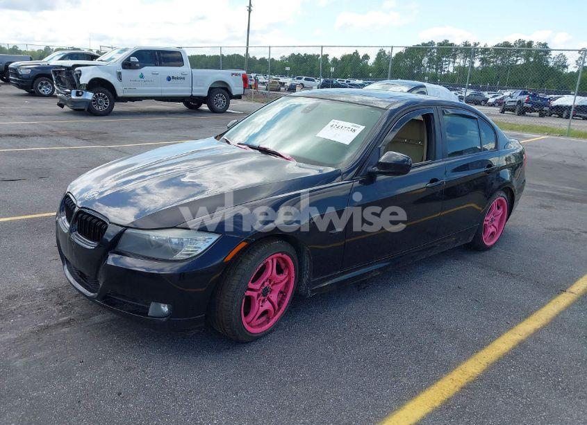 Photo 2 of 2010 Bmw 328i (VIN WBAPH7G58ANM52300)