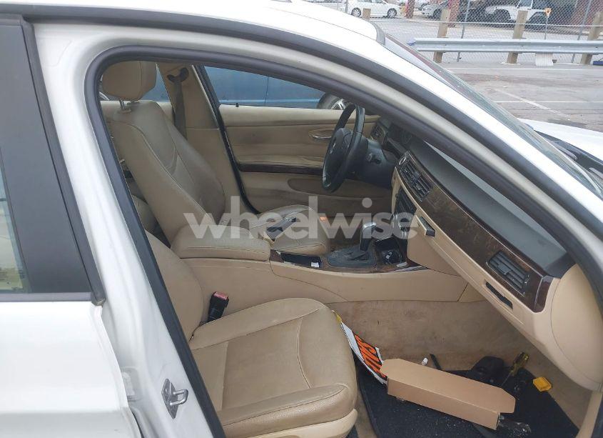 Photo 5 of 2011 Bmw 328i (VIN WBAPH7G58BNM55876)