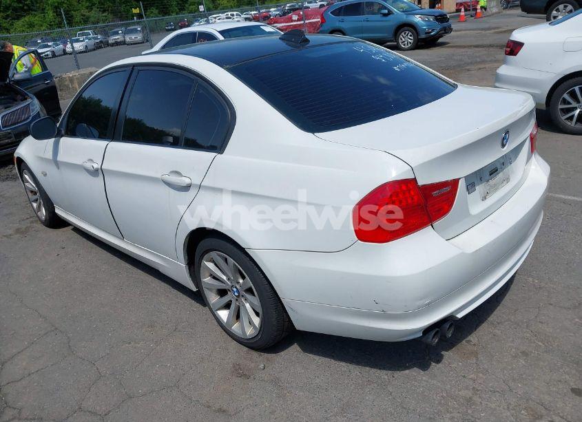 Photo 3 of 2009 Bmw 328i XDRIVE (VIN WBAPK53529A511372)