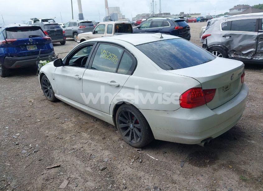 Photo 3 of 2009 Bmw 328i XDRIVE (VIN WBAPK535X9A644638)