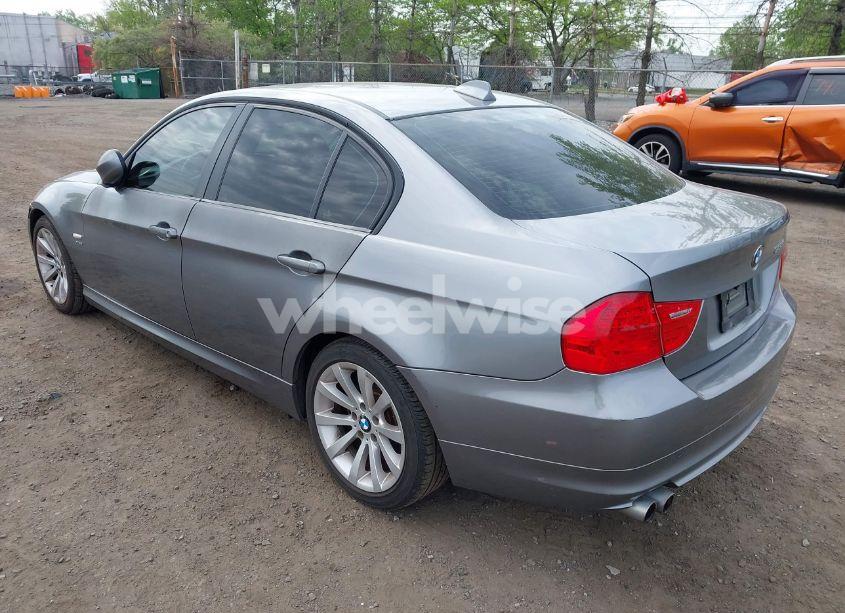 Photo 3 of 2009 Bmw 328i XDRIVE (VIN WBAPK535X9A646048)