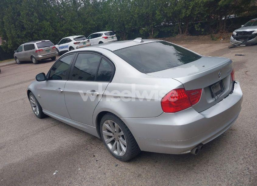 Photo 3 of 2011 Bmw 328i XDRIVE (VIN WBAPK5G53BNN28397)