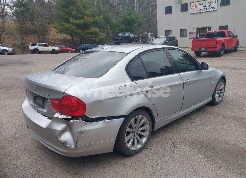 Photo 4 of 2011 Bmw 328i XDRIVE (VIN WBAPK5G53BNN28397)