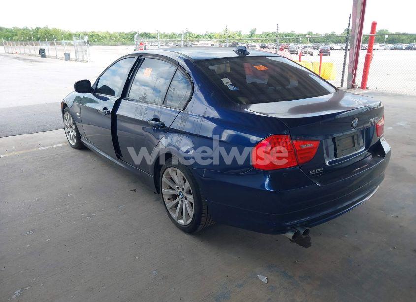 Photo 3 of 2011 Bmw 328i XDRIVE (VIN WBAPK5G55BNN29311)