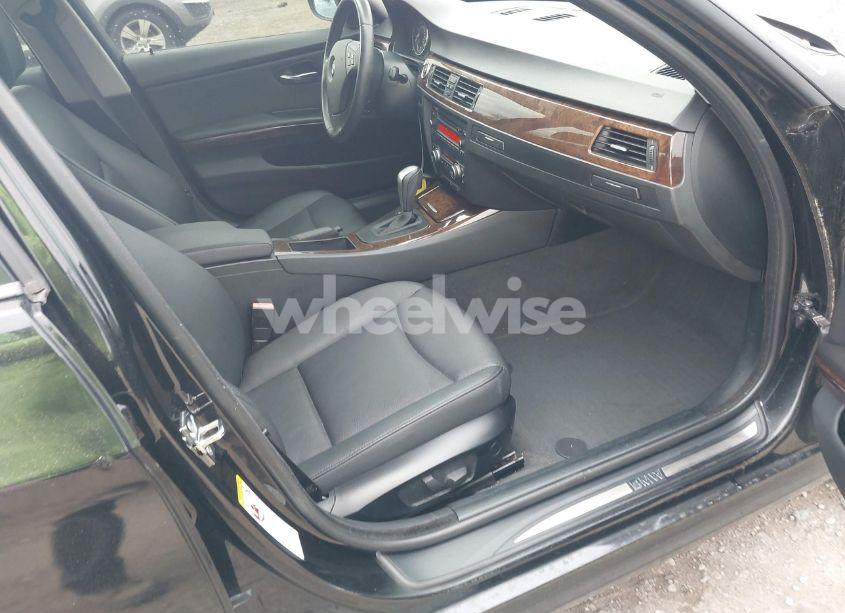 Photo 5 of 2009 Bmw 328i XDRIVE (VIN WBAPK73519A451967)