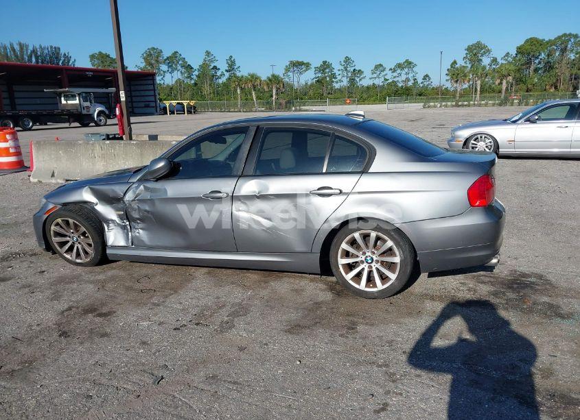 Photo 6 of 2011 Bmw 328i XDRIVE (VIN WBAPK7C50BA972636)