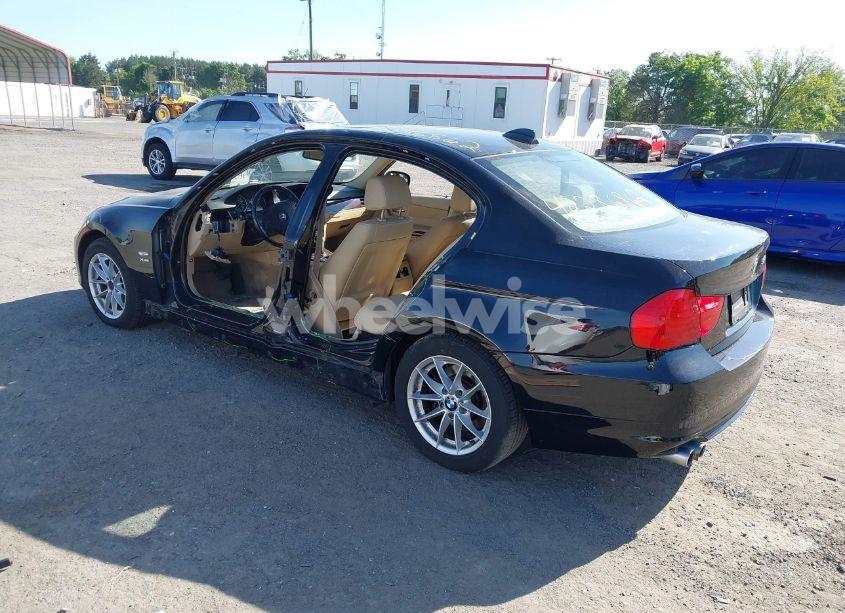 Photo 3 of 2010 Bmw 328i XDRIVE (VIN WBAPK7C52AA462612)