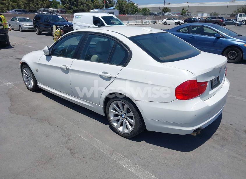 Photo 3 of 2011 Bmw 328i XDRIVE (VIN WBAPK7C56BA973869)