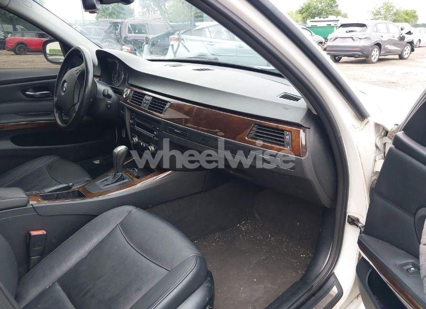 Photo 5 of 2011 Bmw 328i XDRIVE (VIN WBAPK7C57BA821177)