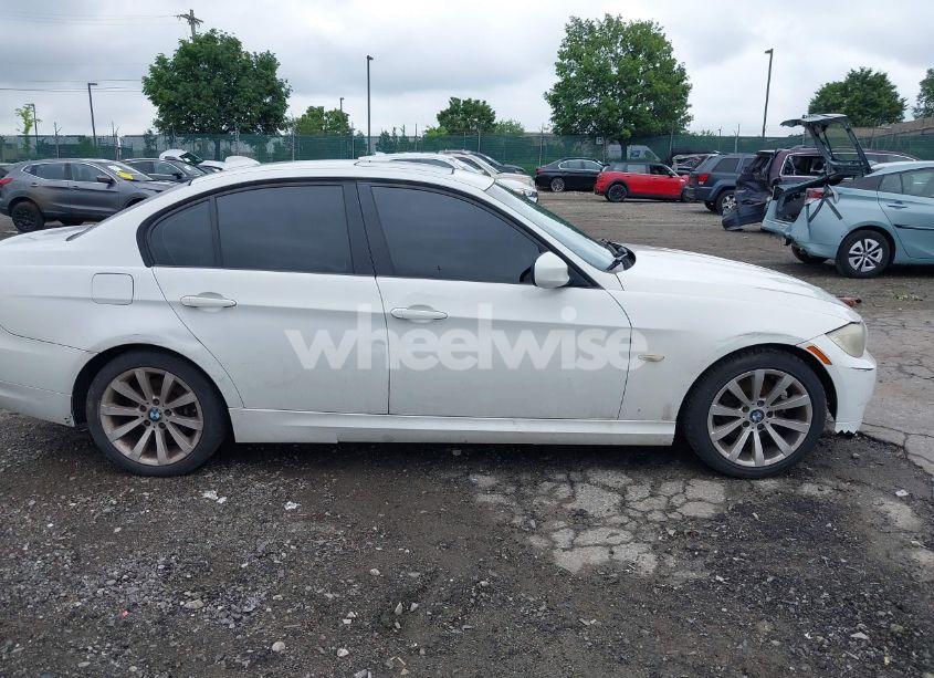 Photo 6 of 2011 Bmw 328i XDRIVE (VIN WBAPK7C57BA821177)